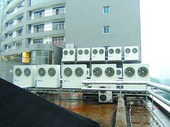 中央空調(diào)點(diǎn)燃新年空調(diào)戰(zhàn)火